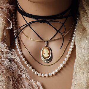 Petitte 925 Silver Silver Cameo Vintage Jewelry Dainty Black Cord